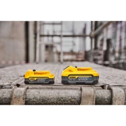 Batterie Pour Outil Sans Fil POWERSTACK 18V XR Li-Ion 5,0 Ah - DEWALT DCBP518-XJ -Meilleur Outillage Magasin batterie pour outil sans fil powerstack 18v xr li ion 5ah dewalt dcbp518 xj 7