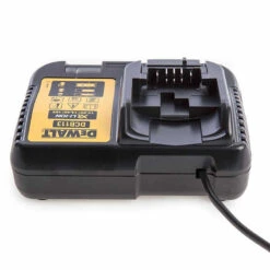 Chargeur Rapide Multi-voltage XR 10.8V 14.4V 18V Li-Ion - DEWALT DCB113 -Meilleur Outillage Magasin chargeur rapide dewalt dcb113 2