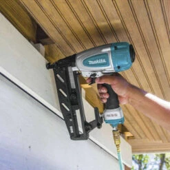 Cloueur Pneumatique 8,3 Bar 16 Ga 25 à 64 Mm - MAKITA AF601 -Meilleur Outillage Magasin cloueur pneumatique makita af601 5