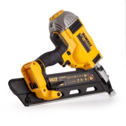 Cloueur De Charpente 18V XR (2x5,0 Ah) En Coffret - DEWALT DCN692P2-QW -Meilleur Outillage Magasin cloueur sans fil dewalt dcn692p2 qw 2