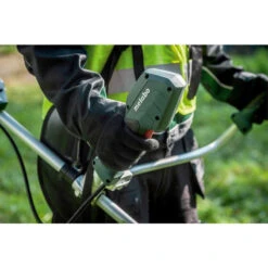 Débroussailleuse 36V (2x18V) Bruhsless Ø40 Mm (Solo) Poignée Deux Mains - METABO FSB 36-18 LTX BL 40 10 Débroussailleuse 36V (2x18V) Bruhsless Ø40 Mm (Solo) Poignée Deux Mains - METABO FSB 36-18 LTX BL 40 -Meilleur Outillage Magasin debroussailleuse 18v poignee deux mains metabo fsb 36 18 ltx bl 40 4