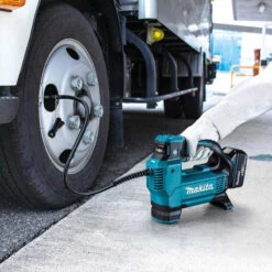 Gonfleur 18V Li-Ion (Machine Seule) - MAKITA DMP181Z -Meilleur Outillage Magasin gonfleur makita dmp181z 2