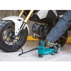 Gonfleur 18V Li-Ion (Machine Seule) - MAKITA DMP181Z -Meilleur Outillage Magasin gonfleur makita dmp181z 6