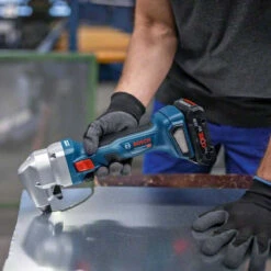 Grignoteuse 18V (produit Seul) GNA 18V-16 E - BOSCH 0601529600 -Meilleur Outillage Magasin grignoteuse sans fil 18v gna 18v 16 e bosch 0601529600 4