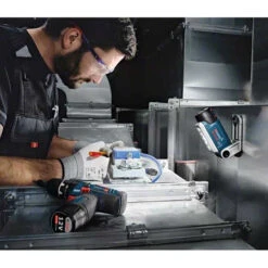 Lampe De Chantier 12V (Produit Seul) GLI 12V-330 - BOSCH 06014A0000 -Meilleur Outillage Magasin lampe de chantier 12v gli 12v 330 bosch 06014a0000 3