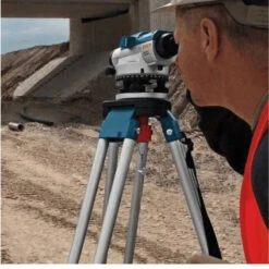 Niveau Optique GOL 32 G PROFESSIONAL - Bosch 0601068501 -Meilleur Outillage Magasin niveau optique professional bosch 0601068501 3