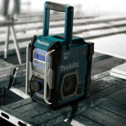 Radio De Chantier 12 à 40V LXT Et XGT DAB/DAB+ (Machine Seule) - MAKITA MR004GZ 5 Radio De Chantier 12 à 40V LXT Et XGT DAB/DAB+ (Machine Seule) - MAKITA MR004GZ -Meilleur Outillage Magasin radio de chantier 18v 40v makita mr004g 2