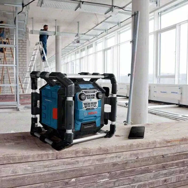 Radio De Chantier Sans Fil 18V DAB+ Bluetooth (produit Seul) GPB 18V-5 SC - BOSCH 06014A4100 2 Radio De Chantier Sans Fil 18V DAB+ Bluetooth (produit Seul) GPB 18V-5 SC - BOSCH 06014A4100 – Image 2